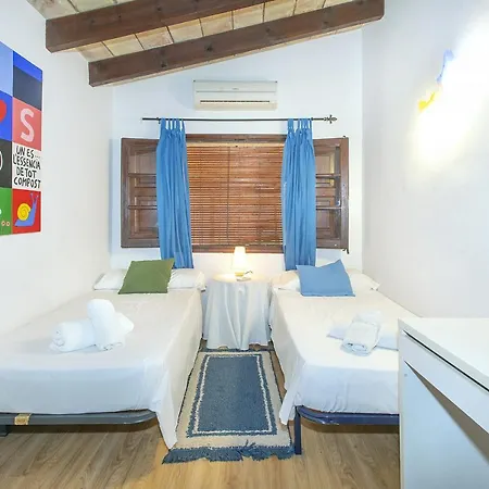 Owl Francesc - Family And Friends * Порт-де-Польєнса